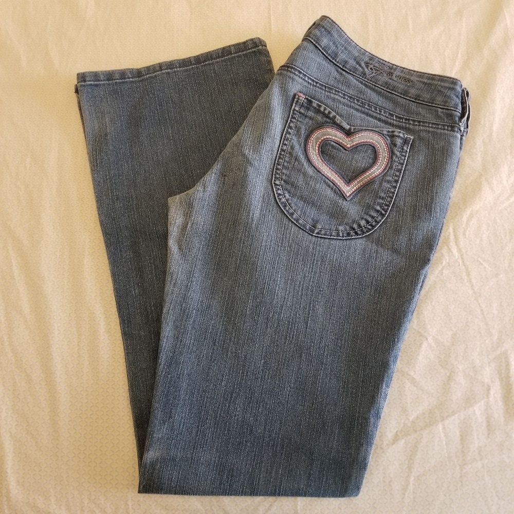 G by Guess Drew Flare with Heart, size 31
